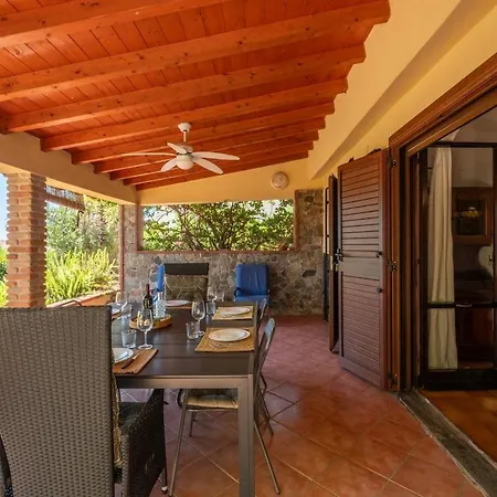 公寓 Ampia E Accessoriata-private Garden - 500 Meters From The 哥斯达雷