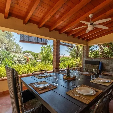 Ampia E Accessoriata-private Garden - 500 Meters From The *