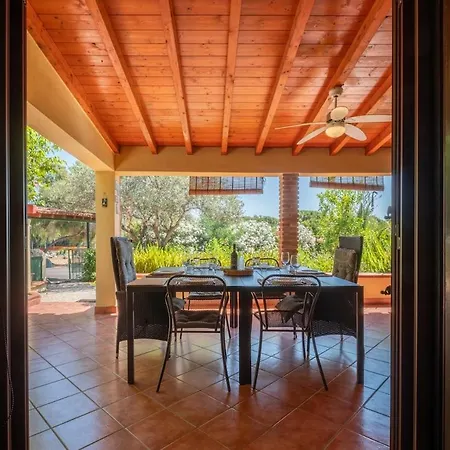 Ampia E Accessoriata-private Garden - 500 Meters From The *