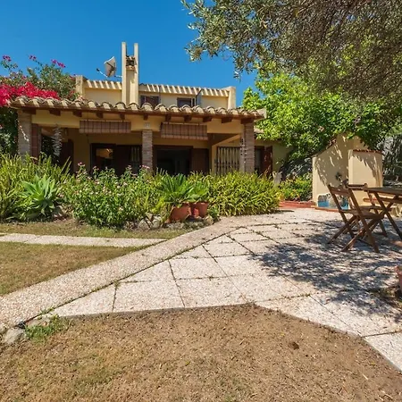 公寓 Ampia E Accessoriata-private Garden - 500 Meters From The *