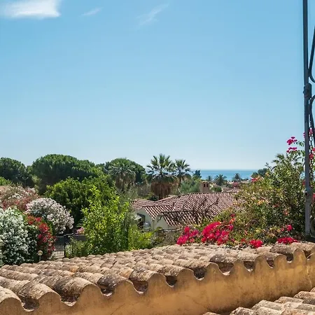 公寓 Ampia E Accessoriata-private Garden - 500 Meters From The
