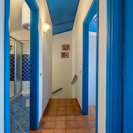 Ampia E Accessoriata-private Garden - 500 Meters From The