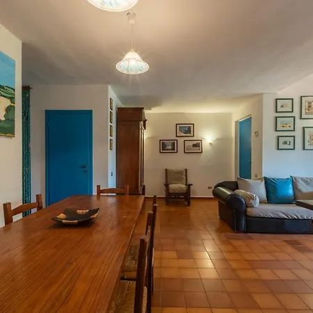 Ampia E Accessoriata-private Garden - 500 Meters From The *